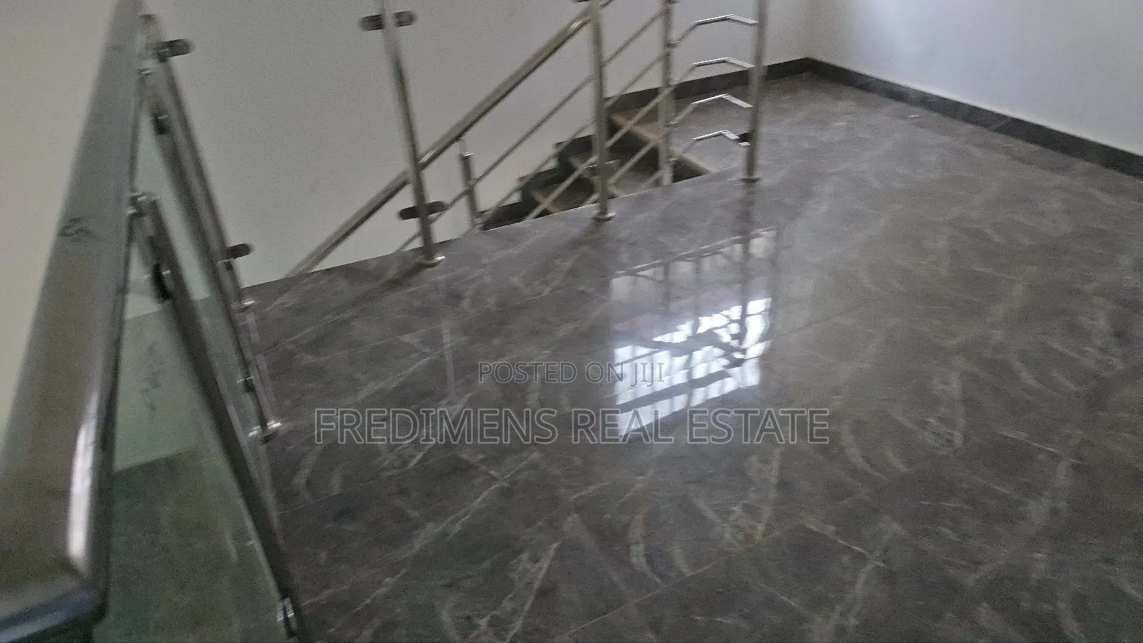 4bdrm House in Fredimens Real, Kumasi Metropolitan for sale