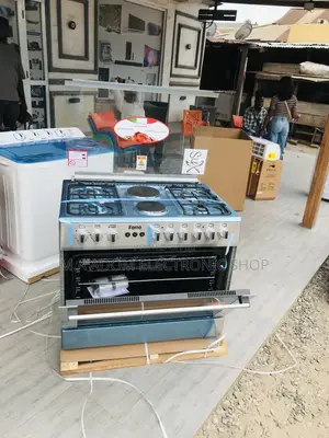 Stainless Steel Ferre(4gas + 2 Electric )Cooker With Oven.