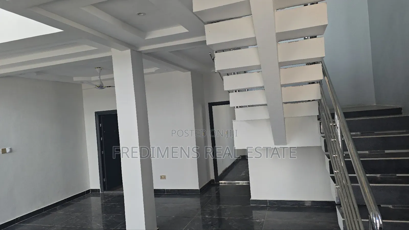 4bdrm House in Fredimens Real, Kumasi Metropolitan for sale