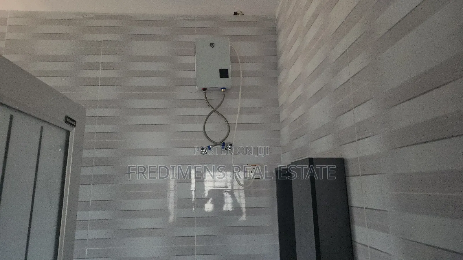4bdrm House in Fredimens Real, Kumasi Metropolitan for sale