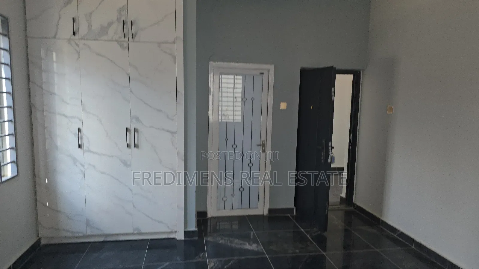 4bdrm House in Fredimens Real, Kumasi Metropolitan for sale