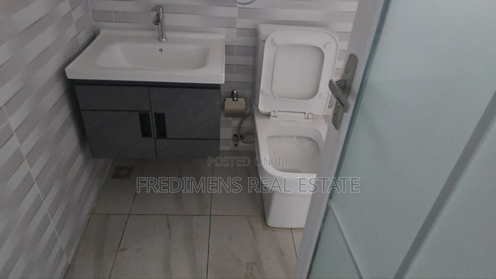 4bdrm House in Fredimens Real, Kumasi Metropolitan for sale