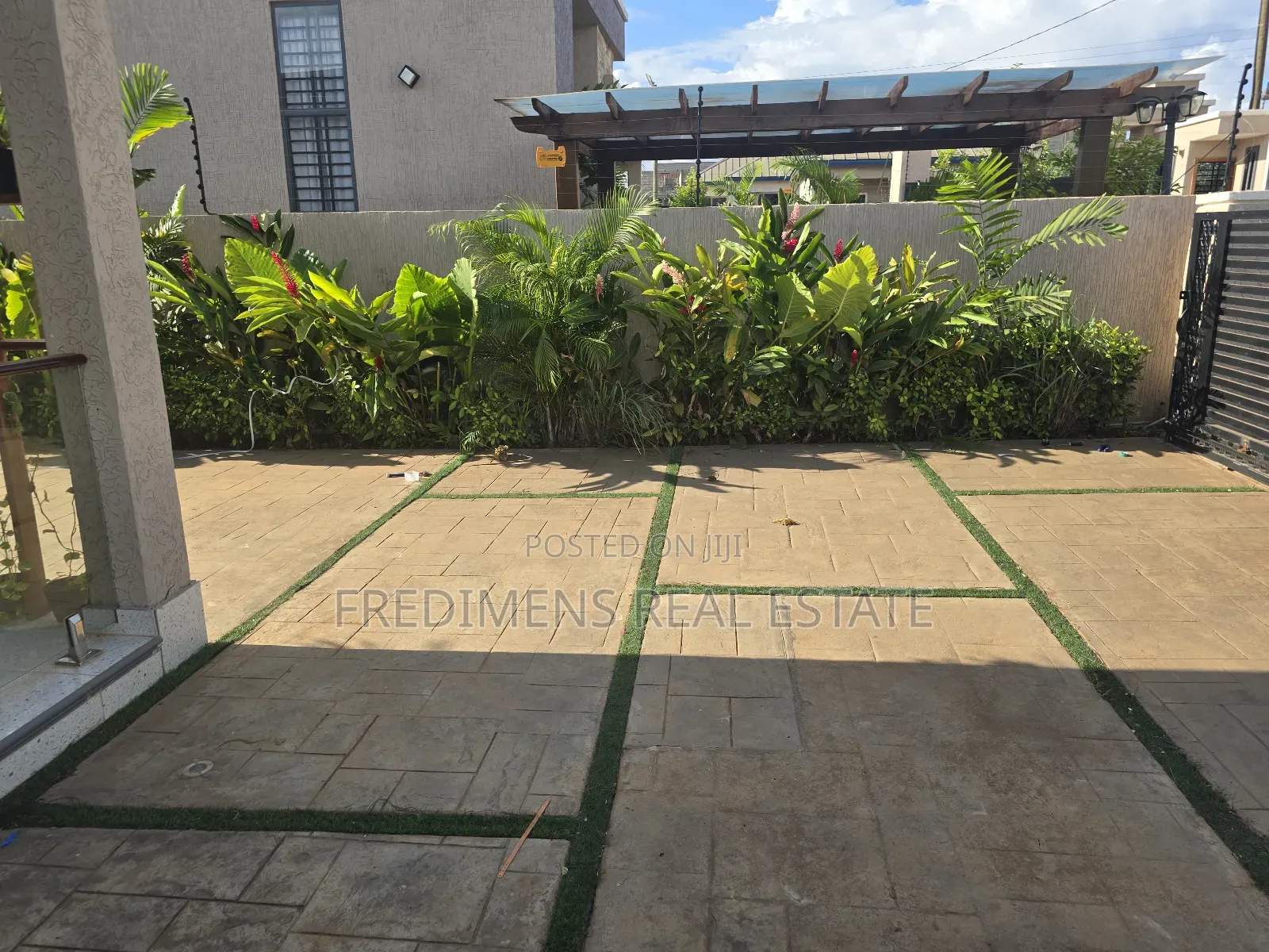 Furnished 4bdrm House in Fredimens Real, Kumasi Metropolitan for sale