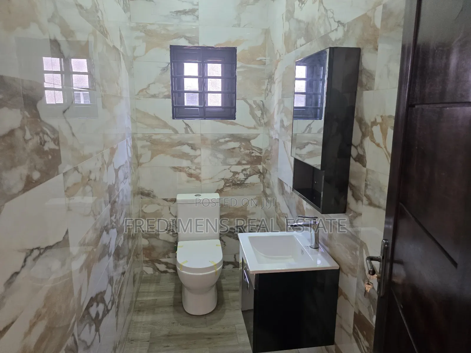 Furnished 4bdrm House in Fredimens Real, Kumasi Metropolitan for sale