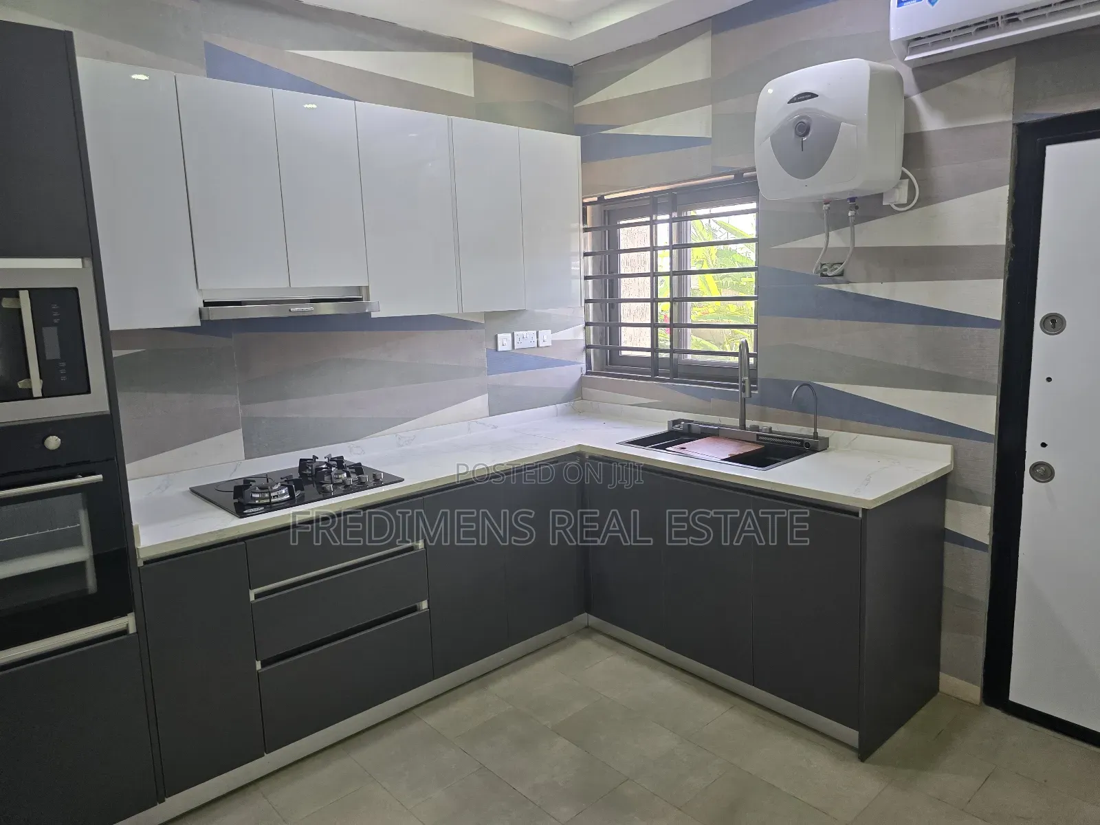 Furnished 4bdrm House in Fredimens Real, Kumasi Metropolitan for sale