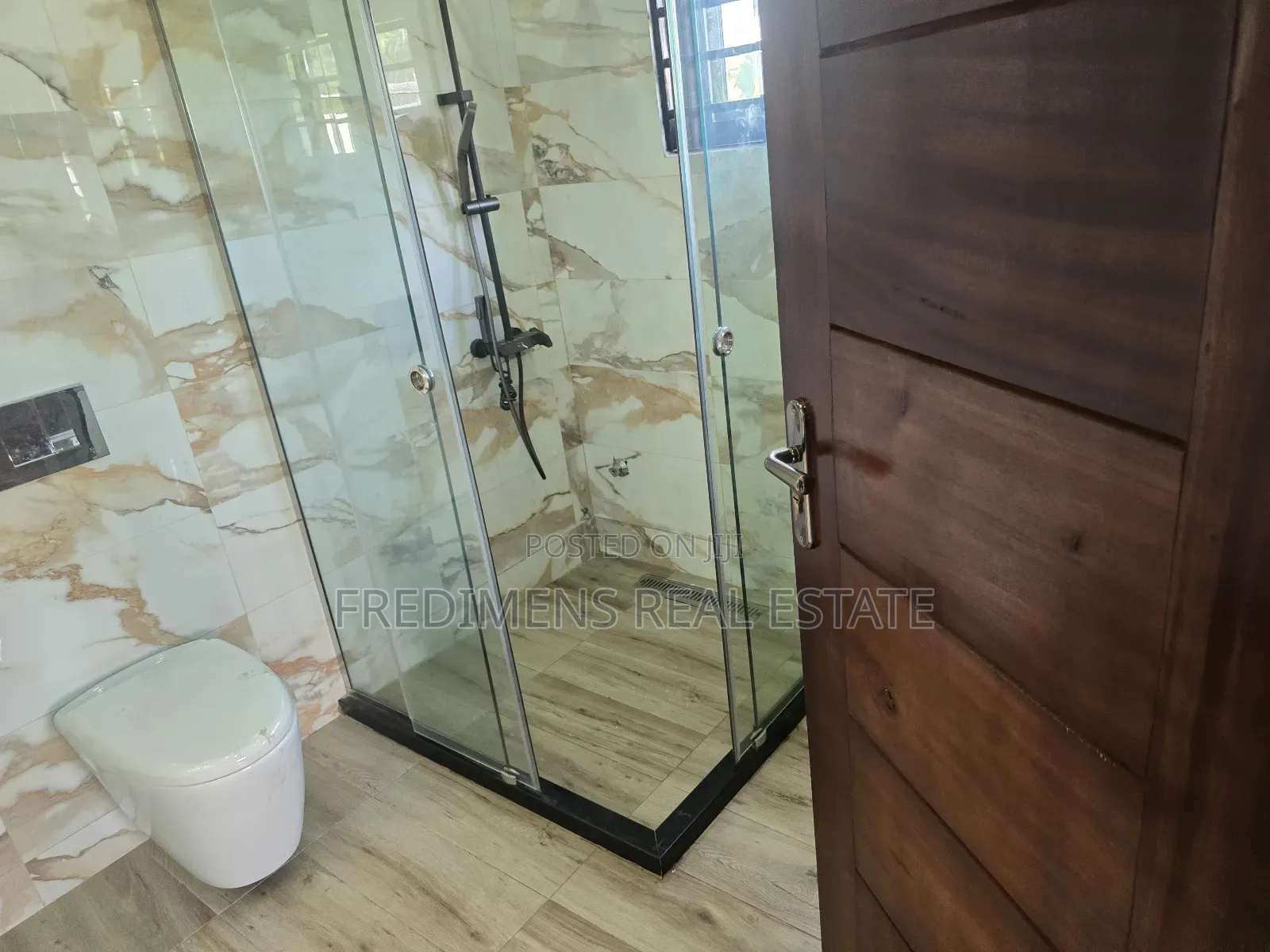 Furnished 4bdrm House in Fredimens Real, Kumasi Metropolitan for sale