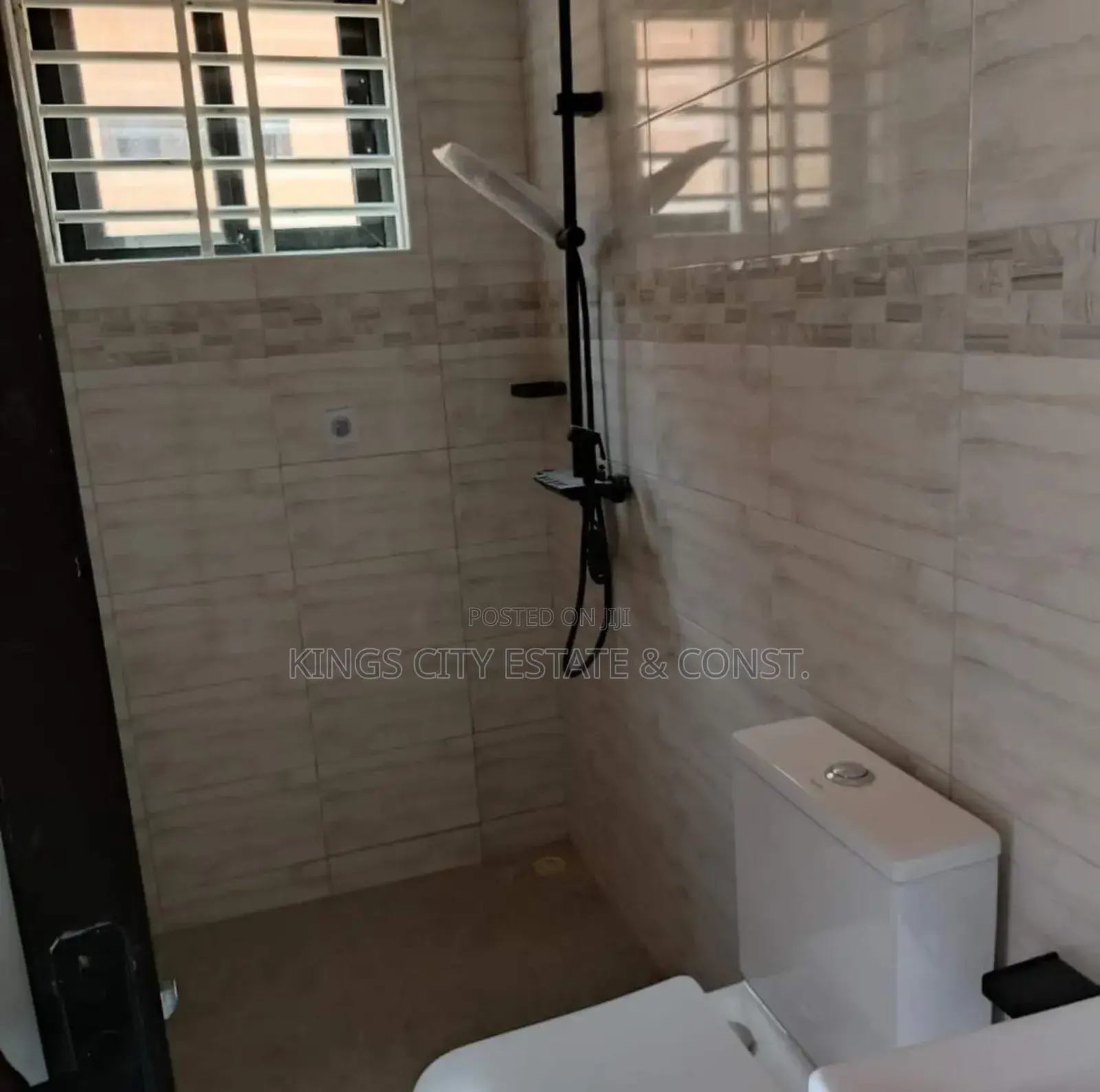 3bdrm House in Odumasi,Estate, Ablekuma for sale