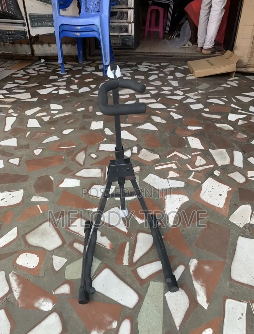 Guitar Stand
