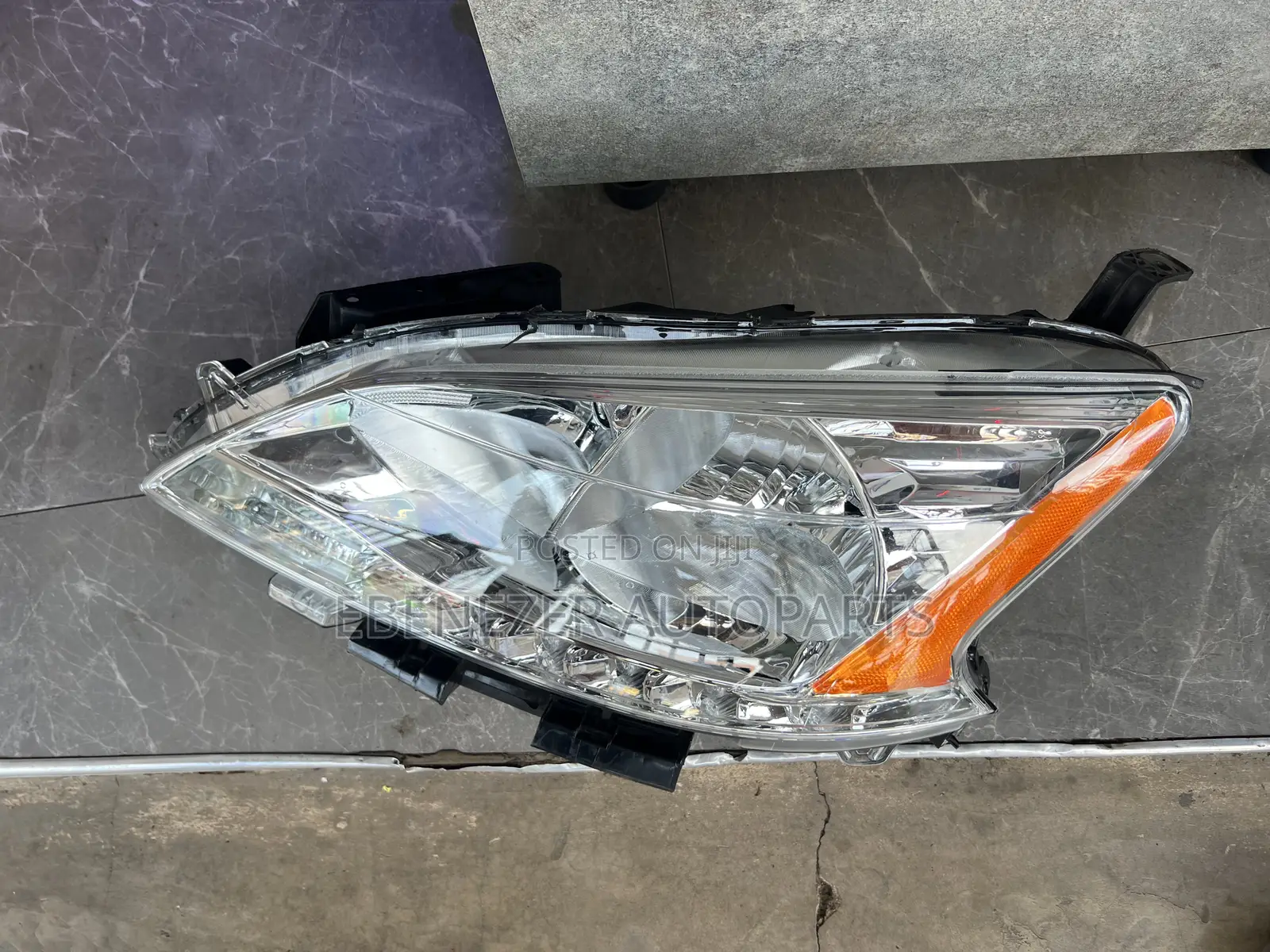 Nissan Sentra 2014,2015 Headlight