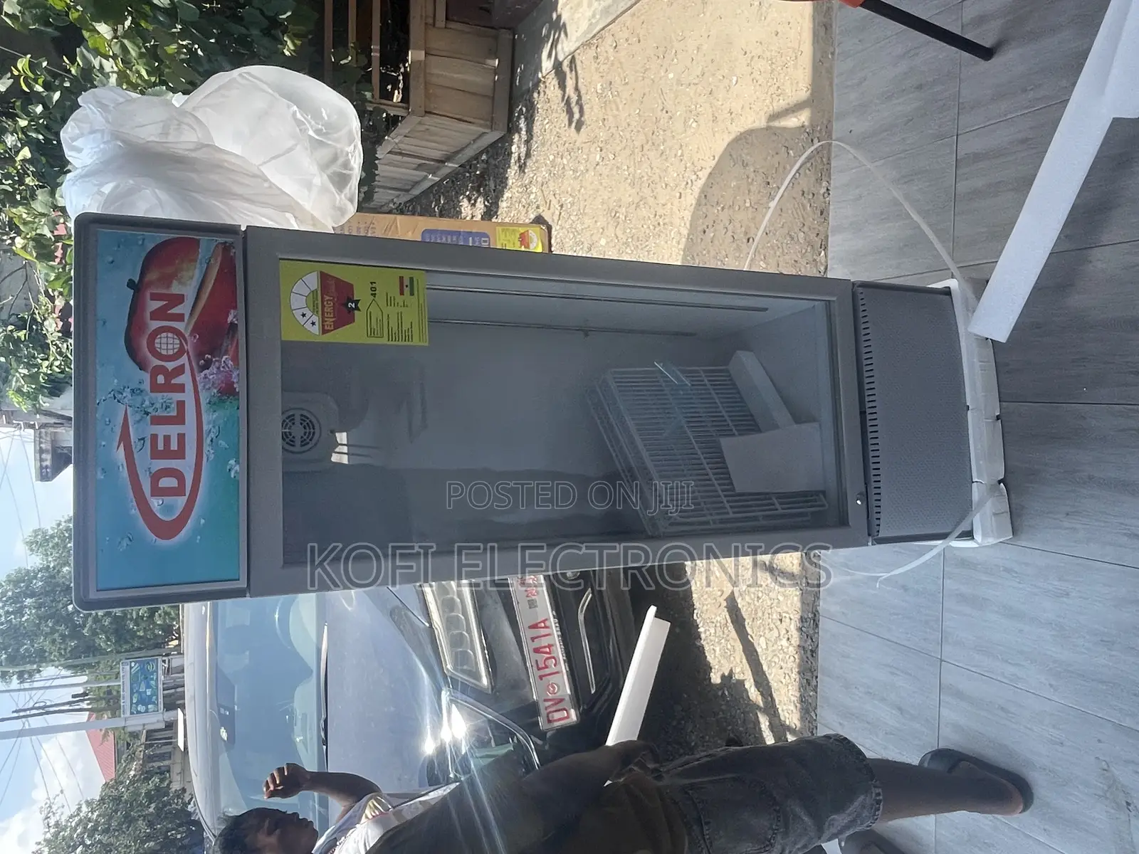 Original Delron DDF-220 Showcase Display Refrigerator -