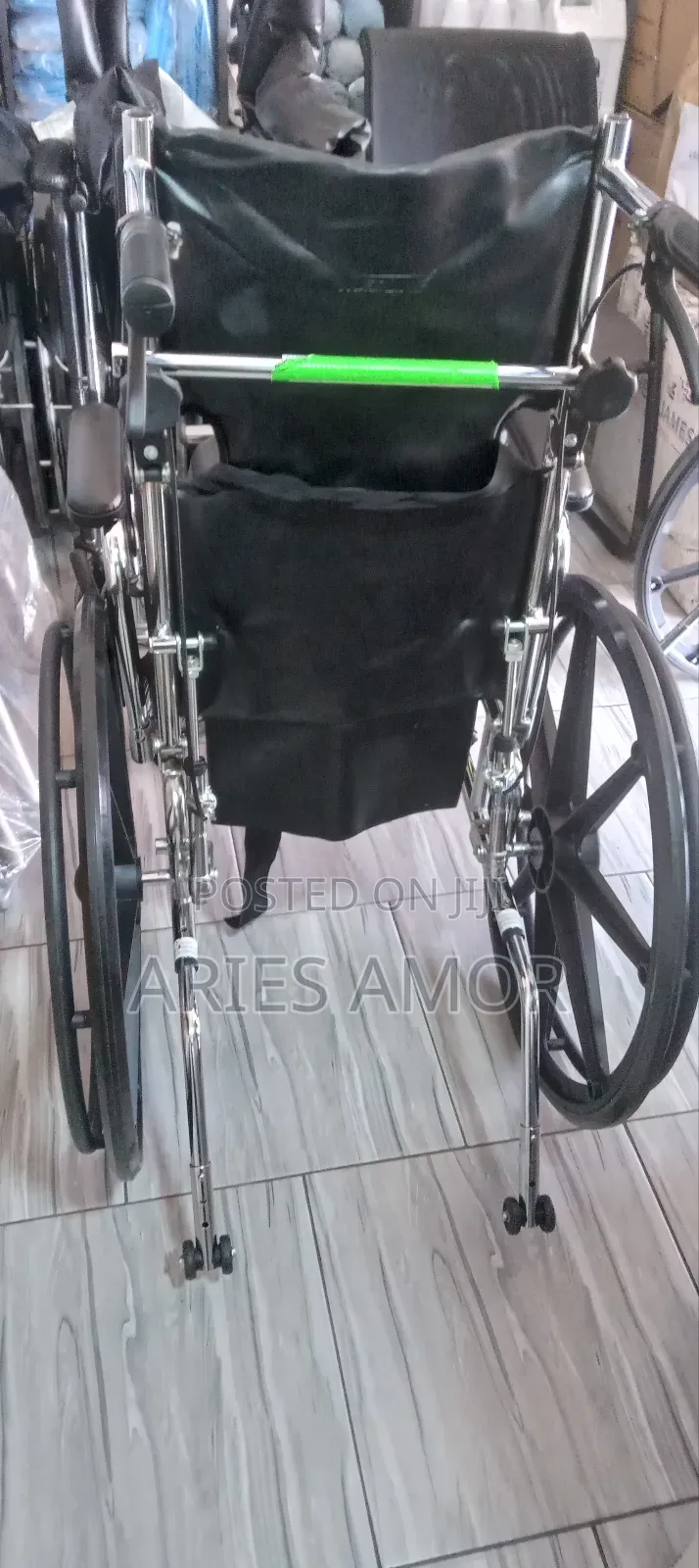 American Wheelchair With Recliner (Medline)