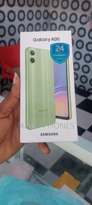 New Samsung Galaxy A05 64 GB Green