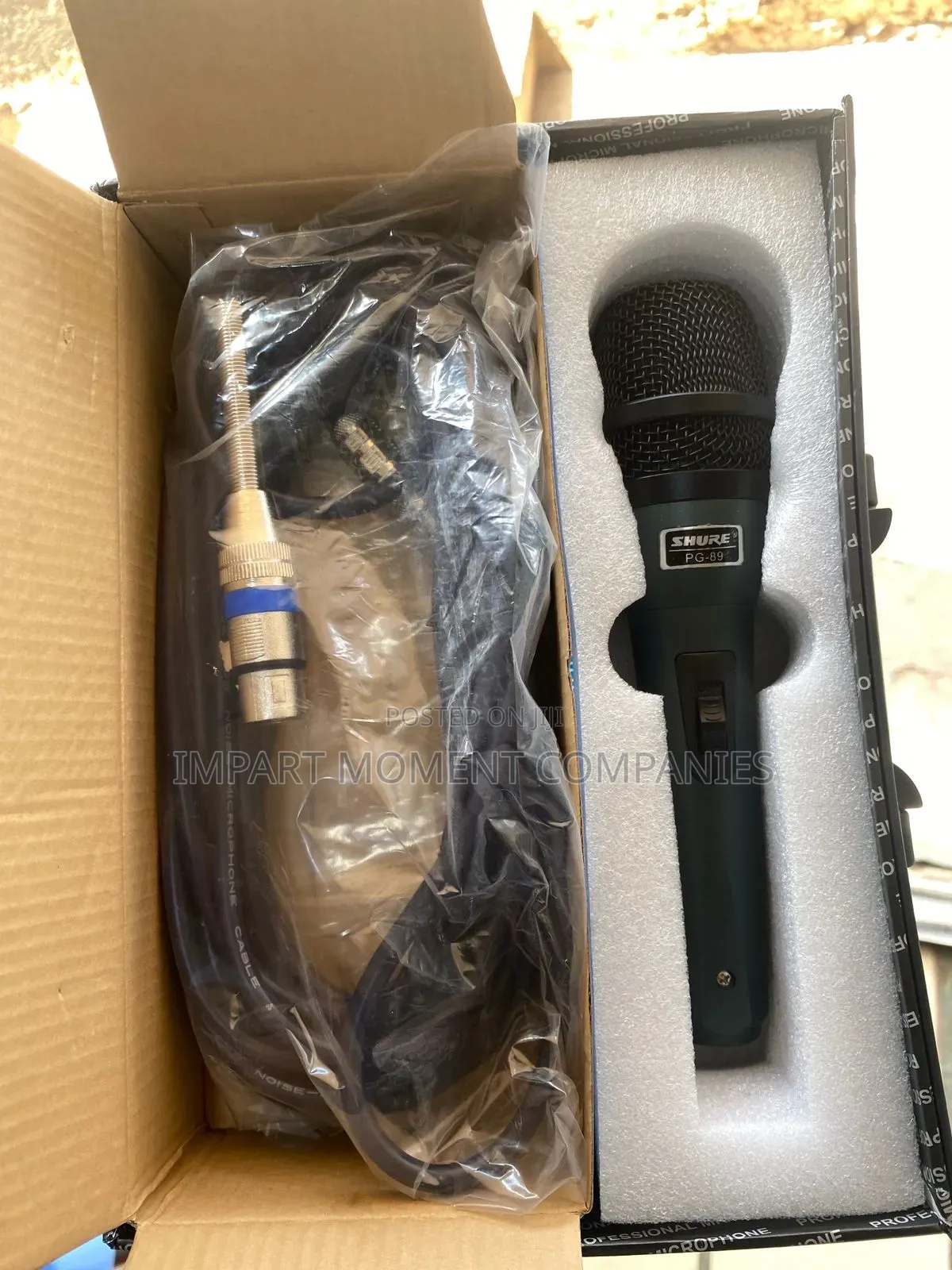 Shure Professional Dynamic Microphone