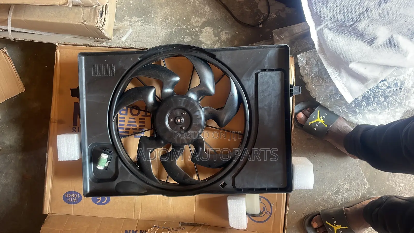 Hyundai Elantra Radiator Fan 2019 2020 2021 2022