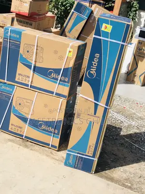 Great 3.0 Horse Power Split Type Midea Floor Standing AC