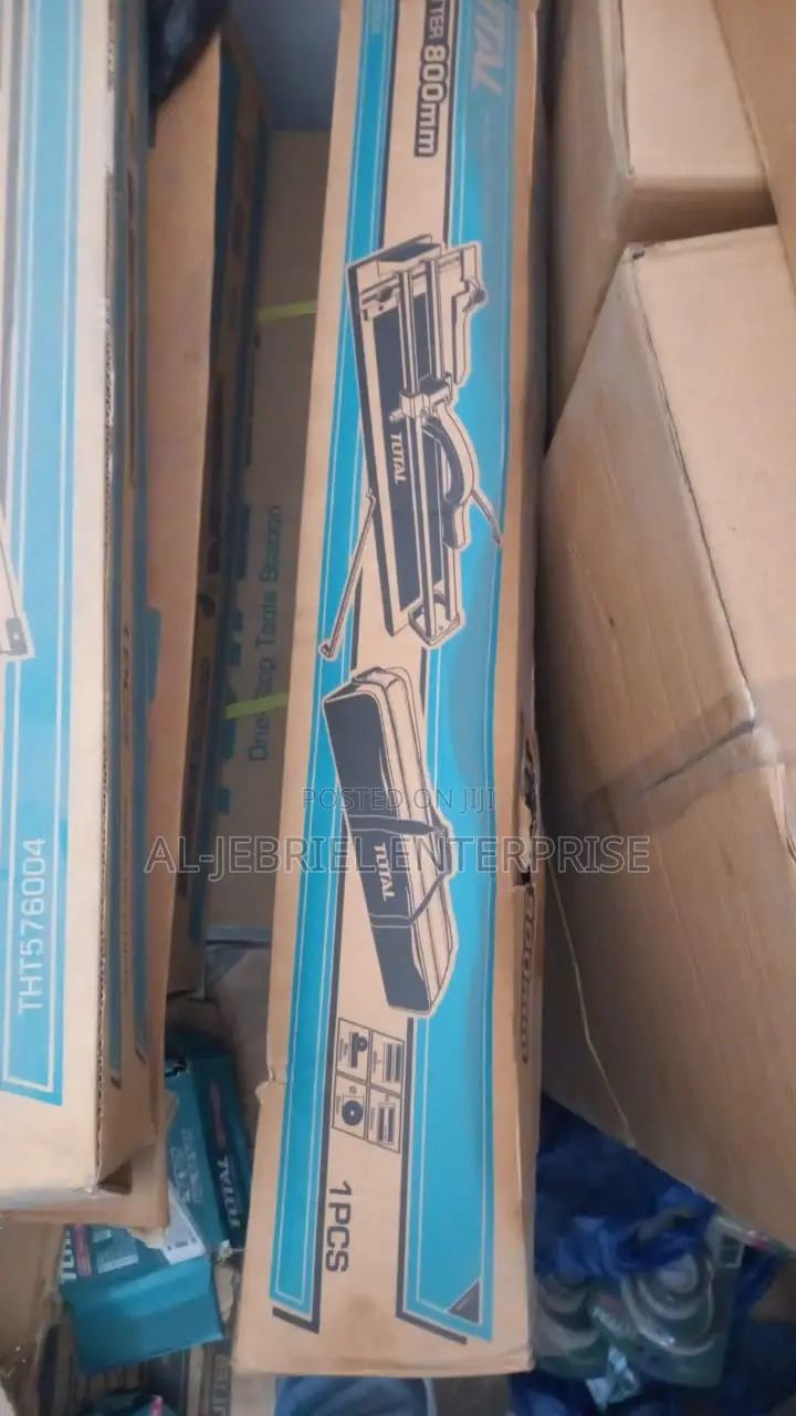 TOTAL 800mm Tile Cutter