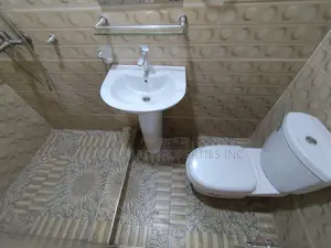 1bdrm Room & Parlour in East Legon for rent