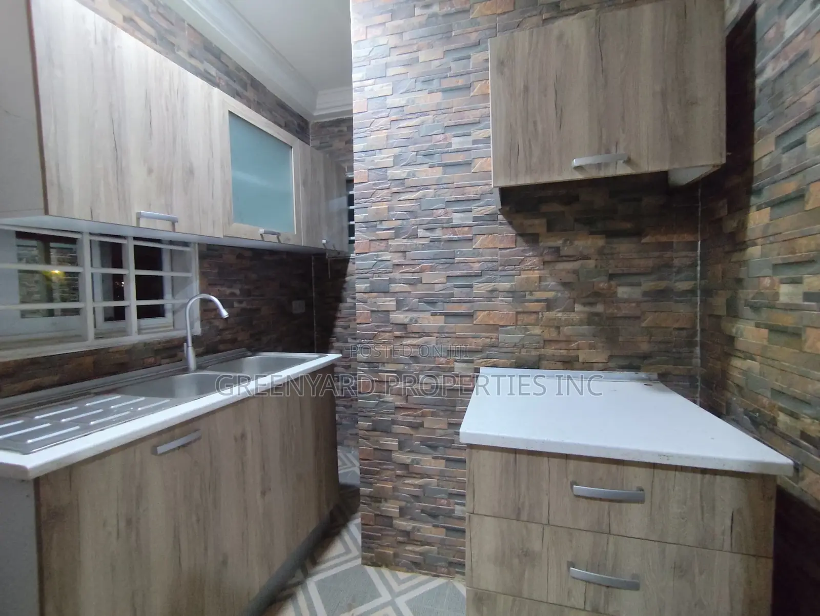 1bdrm Room & Parlour in East Legon for rent
