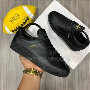 Adidas Topanga