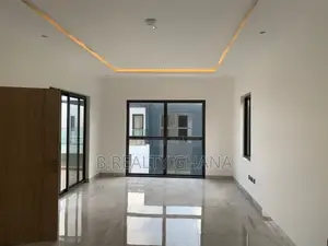 4bdrm Townhouse/Terrace in Cantonments for sale