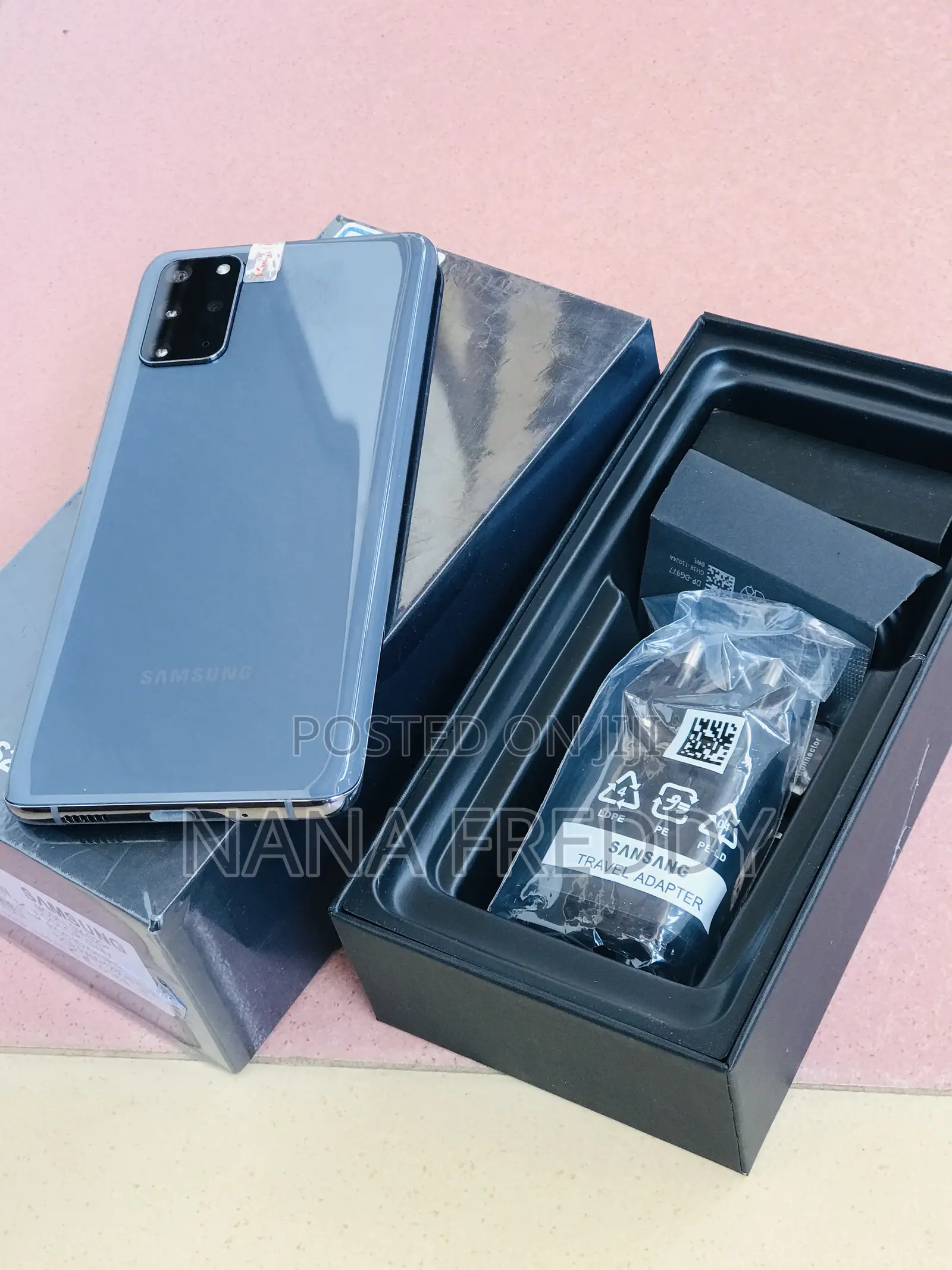 New Samsung Galaxy S20+ 5G 256 GB Gray