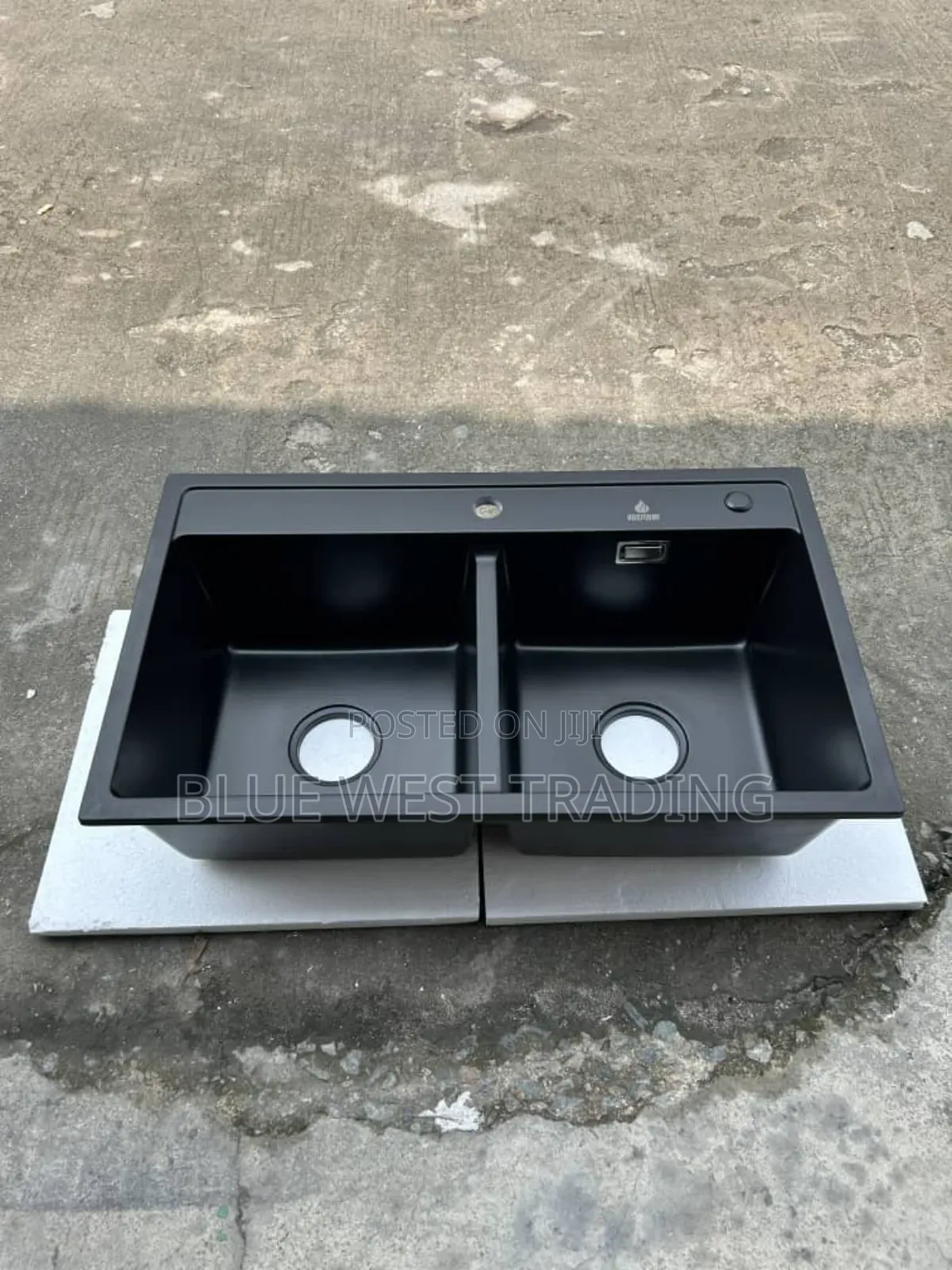 Ceramic/Marble Sink /Fiber Sink in Accra Metropolitan