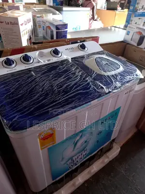Deep Wash< Nexus 12kg Washing Machine