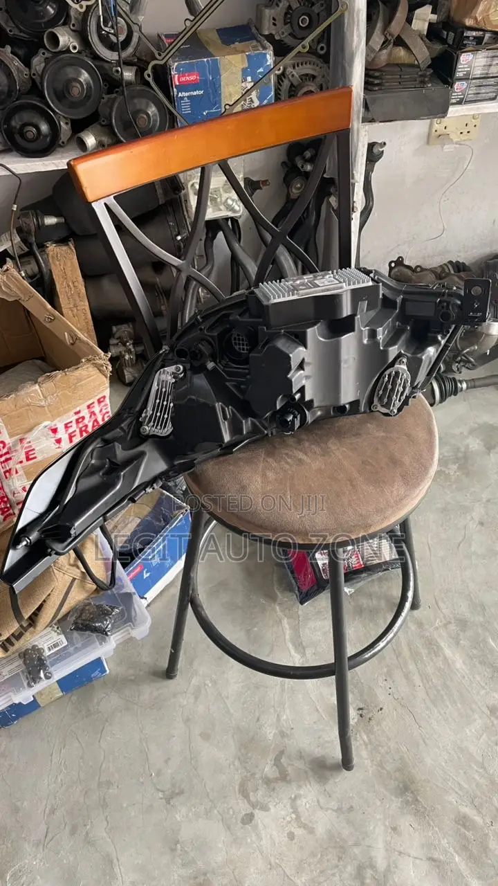 Range Rover Discovery Headlights