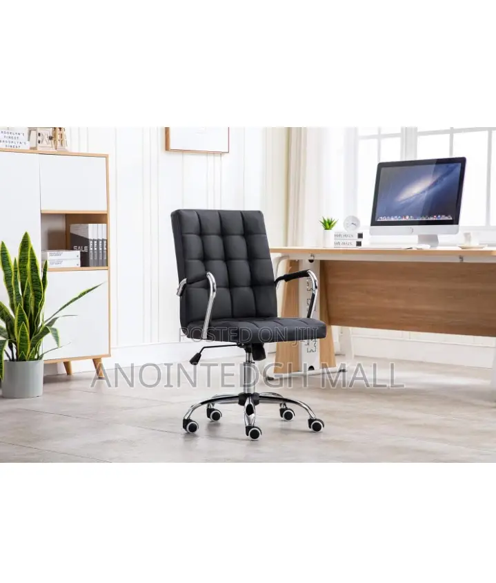 Leather Swivel Chair - Black