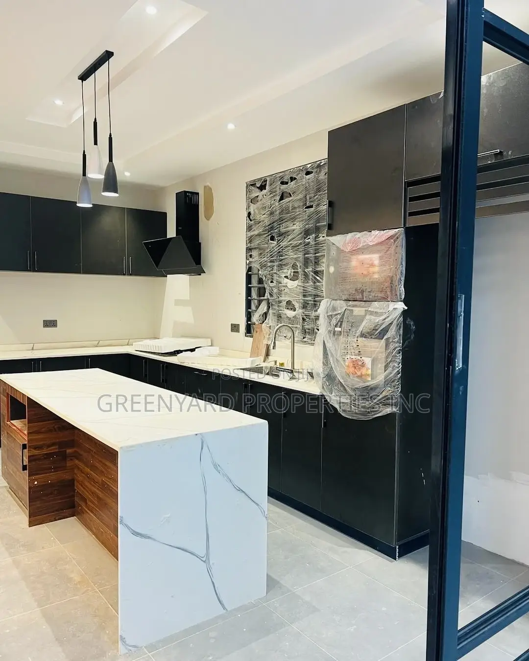 4bdrm House in Lakeside, Ashaley Botwe for sale