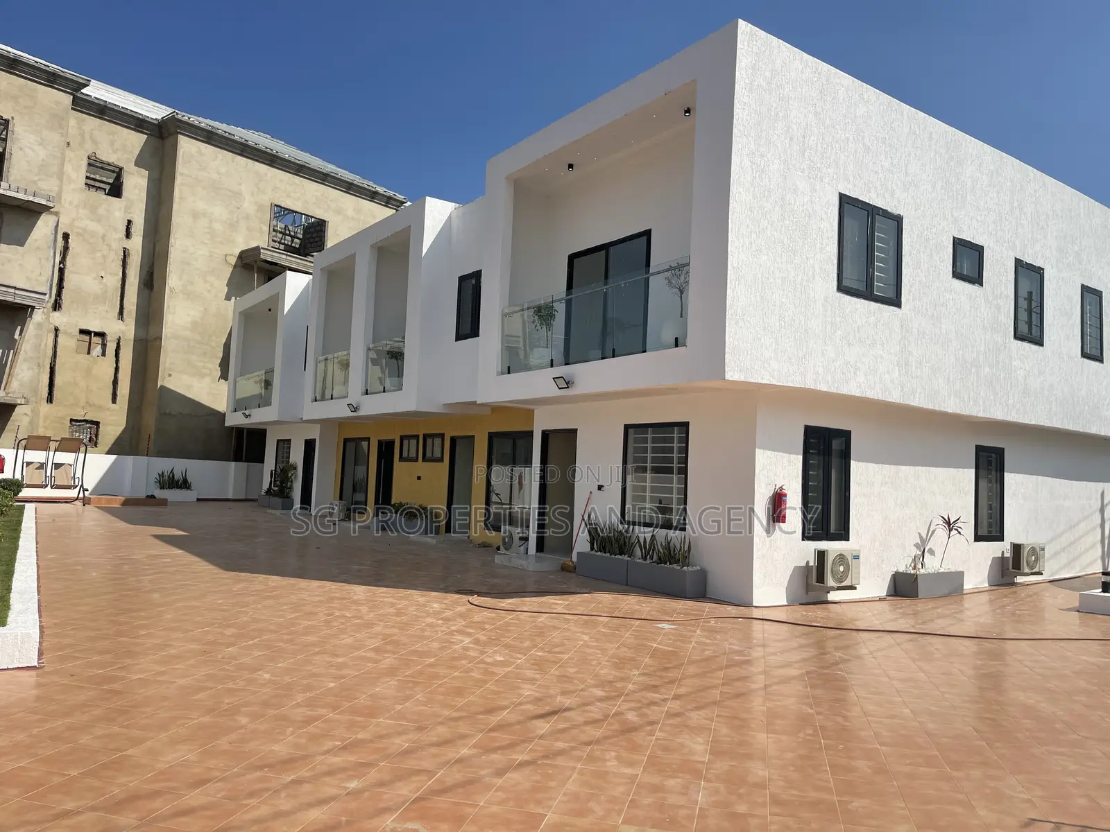 2bdrm Townhouse / Terrace in Lashibi, Spintex for rent