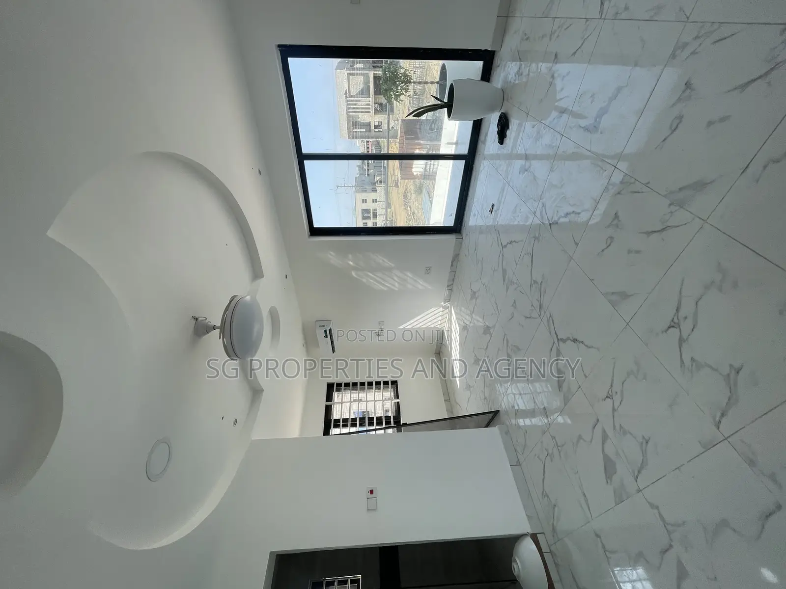 2bdrm Townhouse / Terrace in Lashibi, Spintex for rent