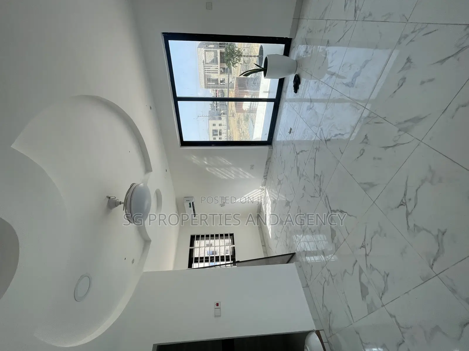 2bdrm Townhouse / Terrace in Lashibi, Spintex for rent