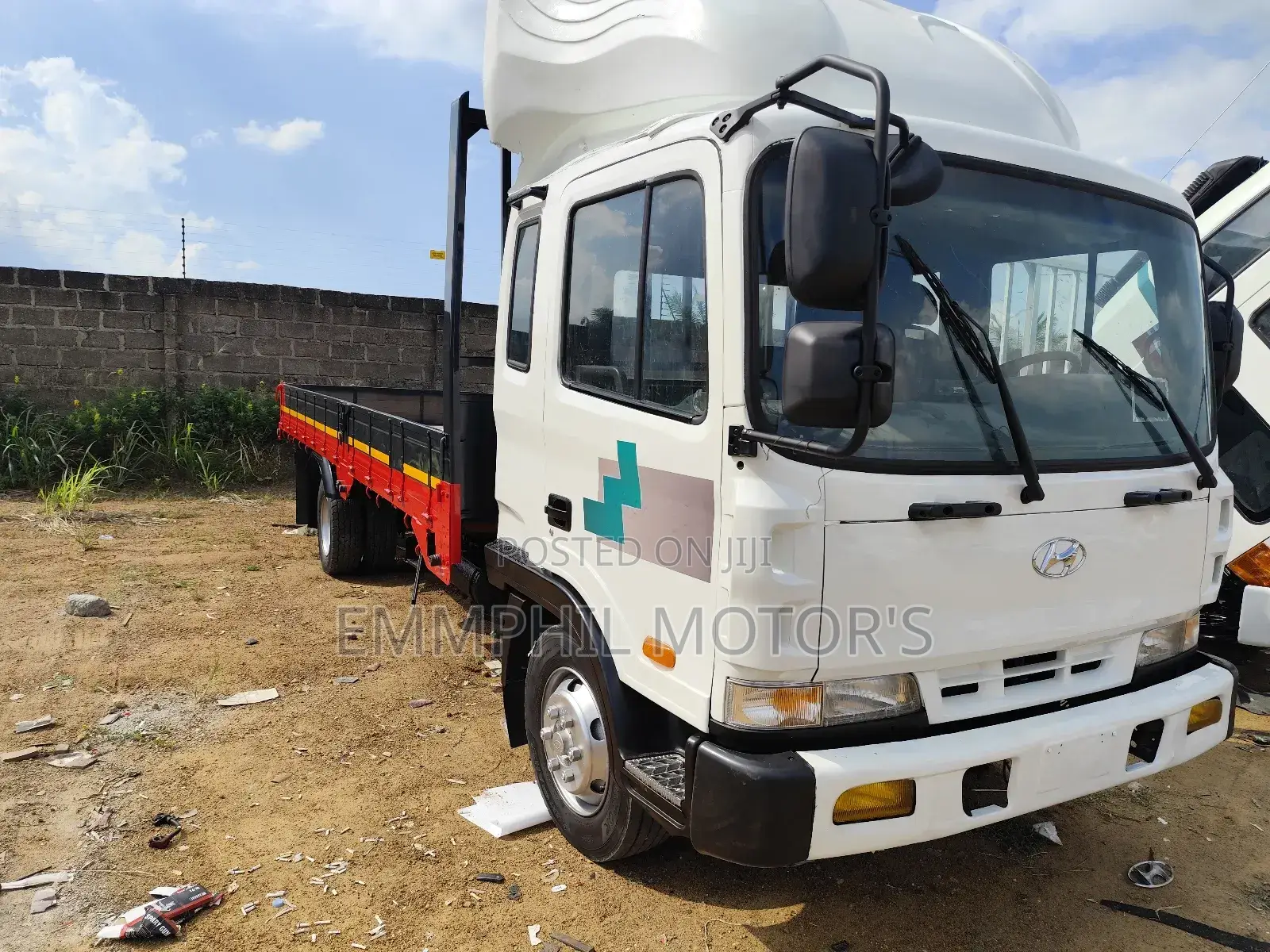 Hyundai Gold 5ton. Air Break System. New Arrivals.