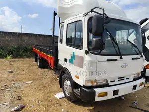 Hyundai Gold 5ton. Air Break System. New Arrivals.