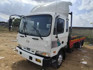 Hyundai Gold 5ton. Air Break System. New Arrivals.