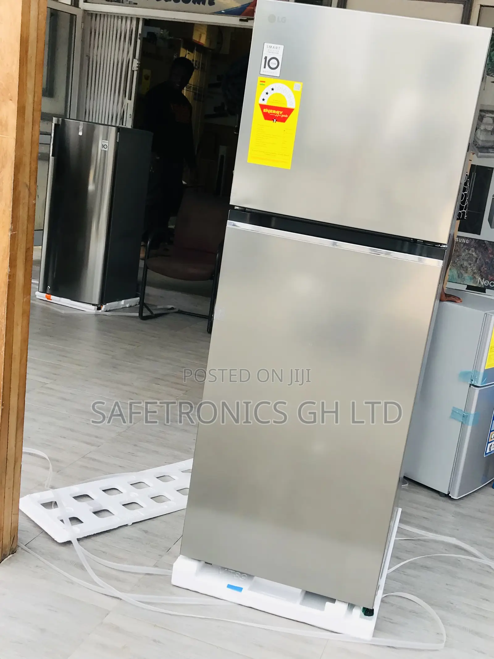 Valuable Gray Topfreezer 2 Doors LG GN-B312PLGB Fridge