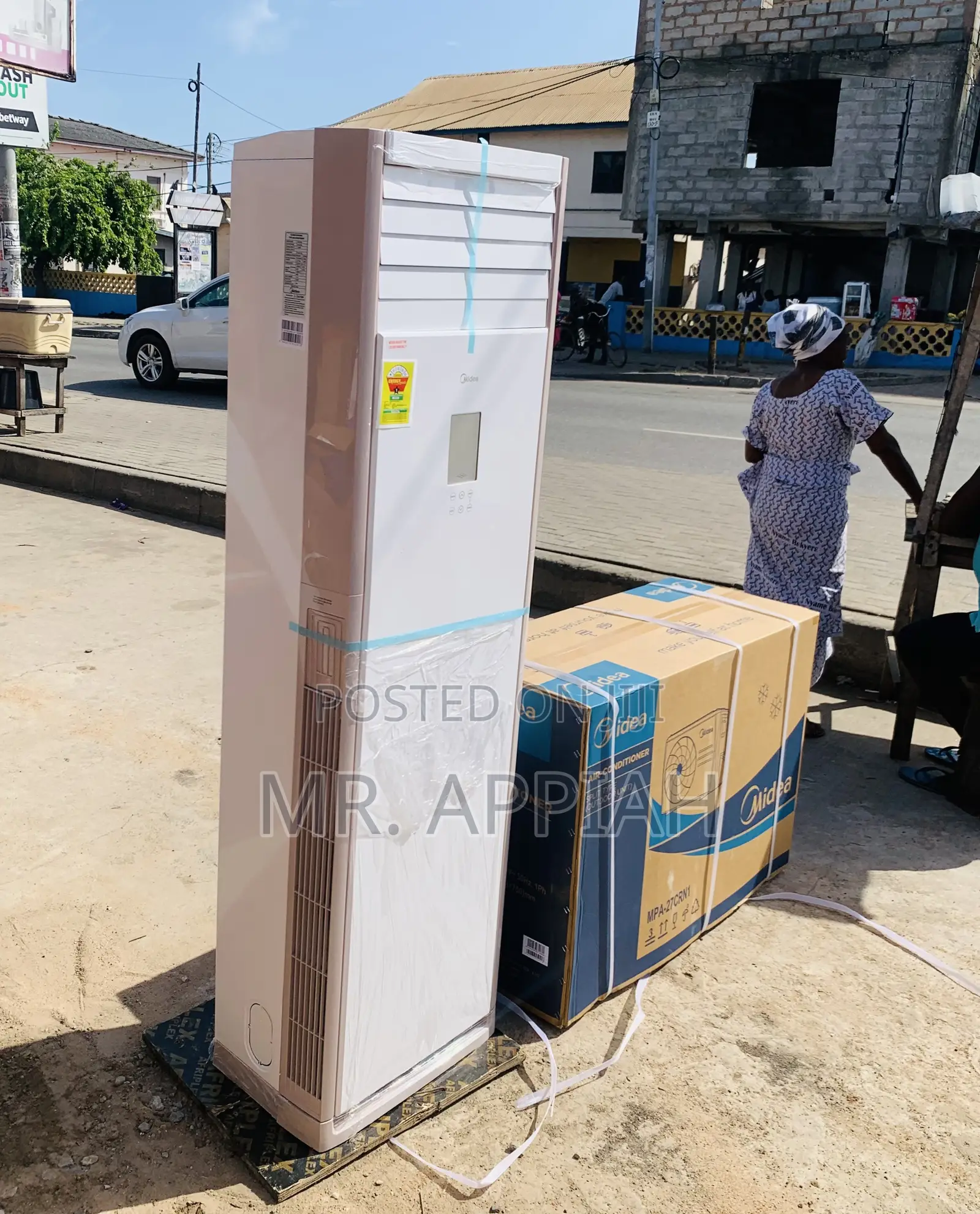 Valuable Midea 3.0hp Floor Standing Air Conditioner.