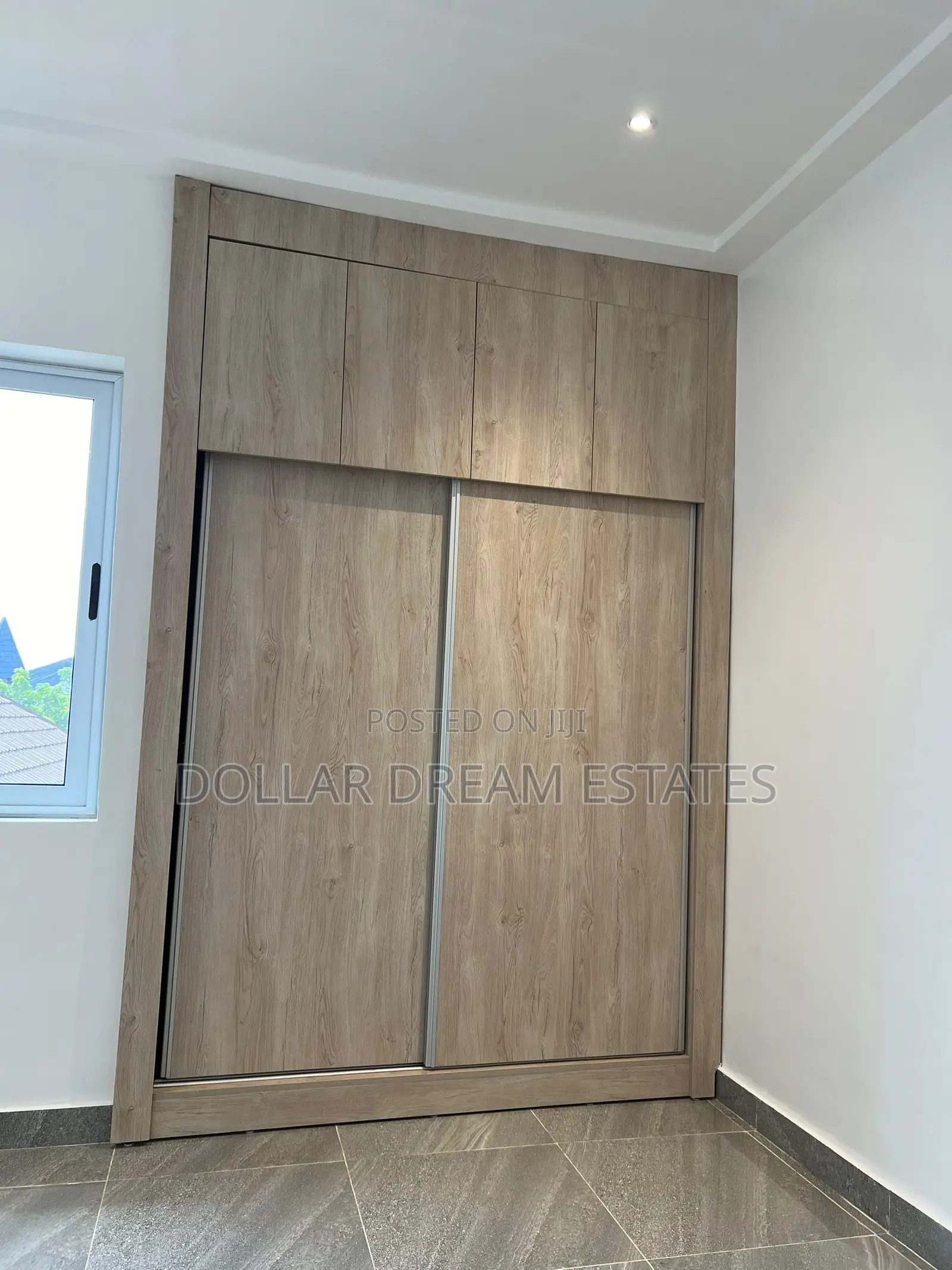 2bdrm House in Adenta for sale