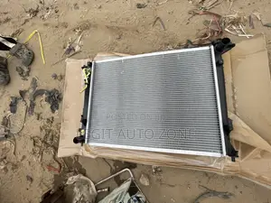 Kia Sorento 2012,2014, Radiator Tank / Water Tank