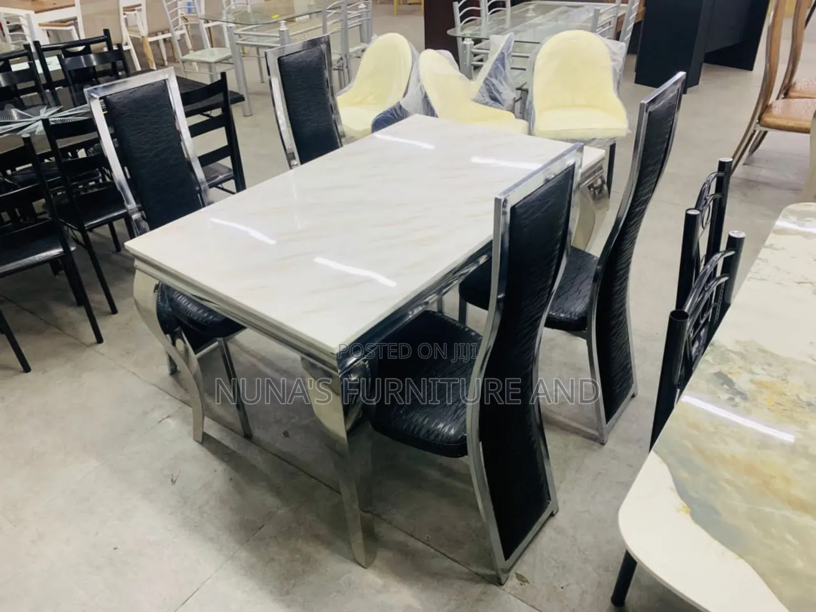 Diningset/ Dining Table