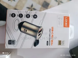 LDNIO 30W Extremely Quick Charge Dual Port Car Charger