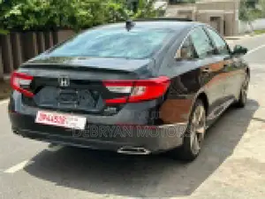 Honda Accord Touring 2.0T 2020 Black