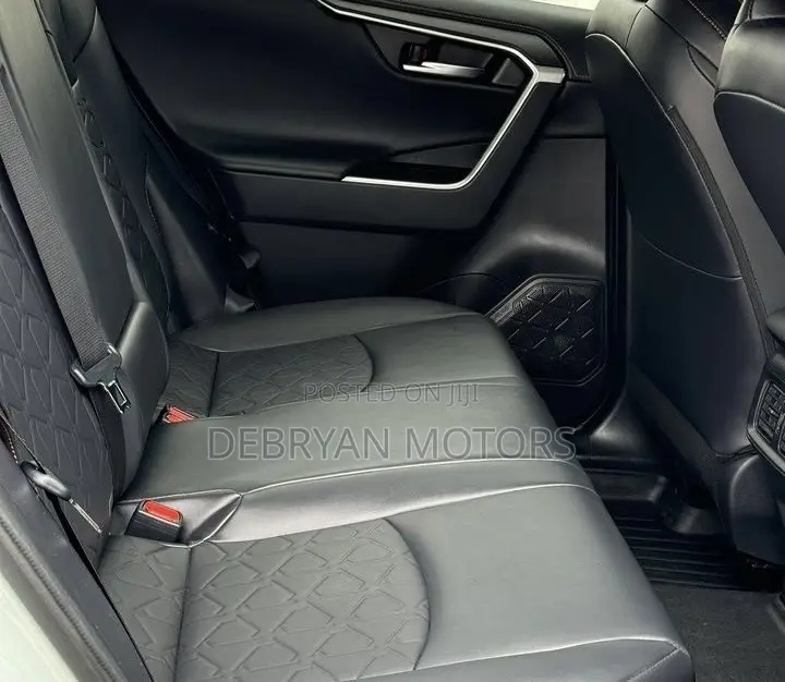 Toyota RAV4 Adventure AWD 2020 Gray