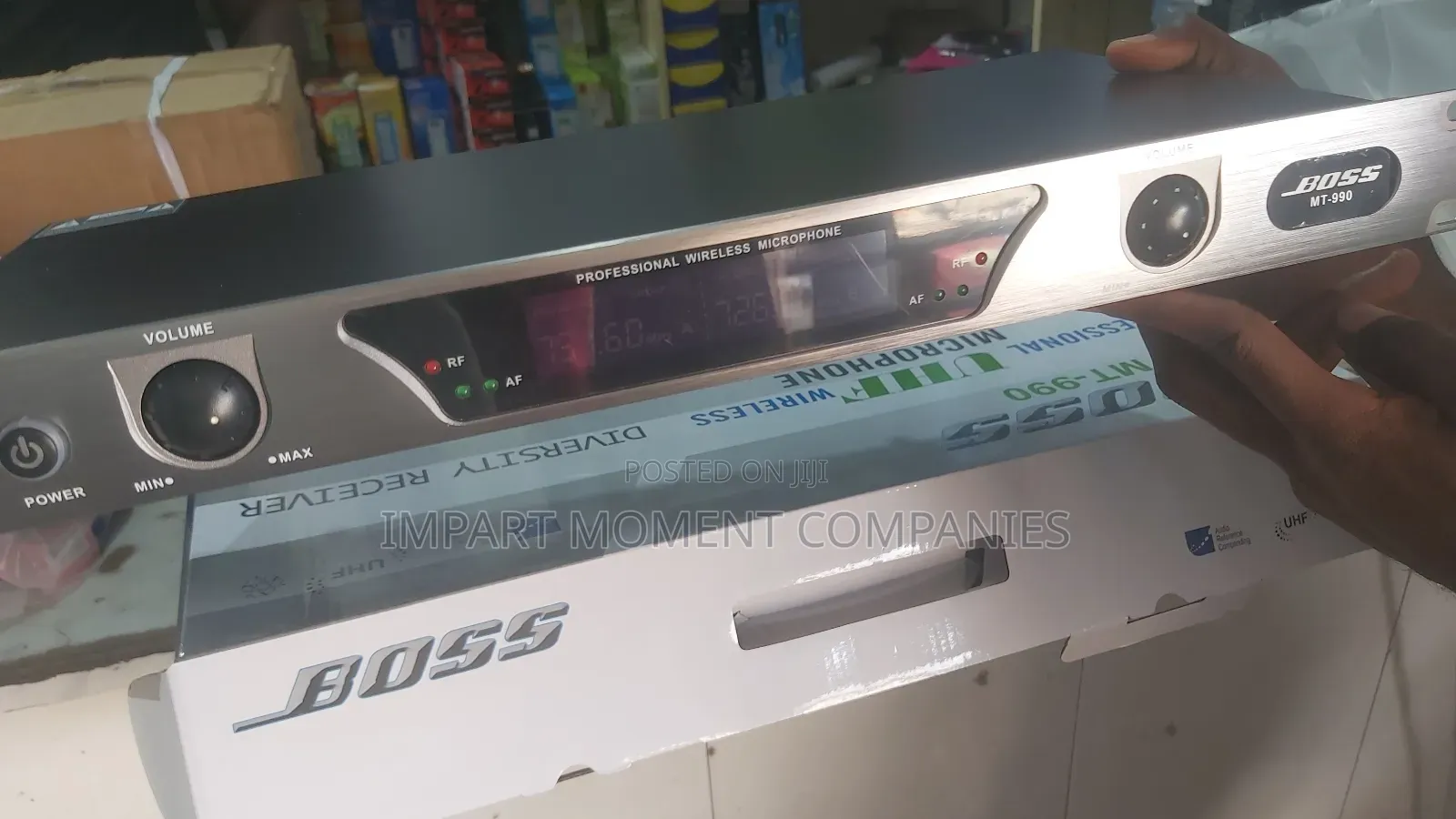 Boss Professional UHF Wireless Microphone