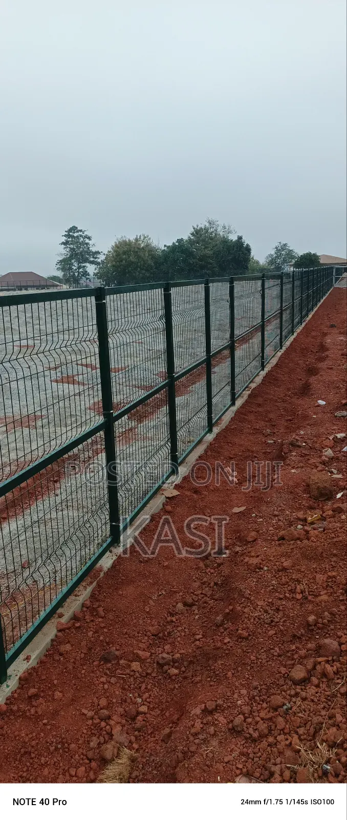 Panel Mesh 3level Welded Fence
