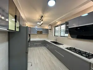 4bdrm House in Ahinsan Estate., Kumasi Metropolitan for sale