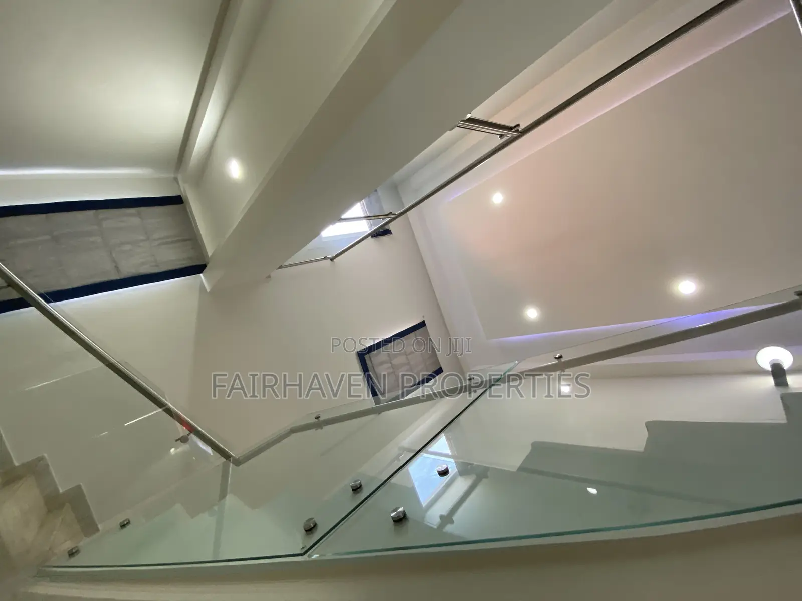 Furnished 4bdrm Townhouse / Terrace for rent