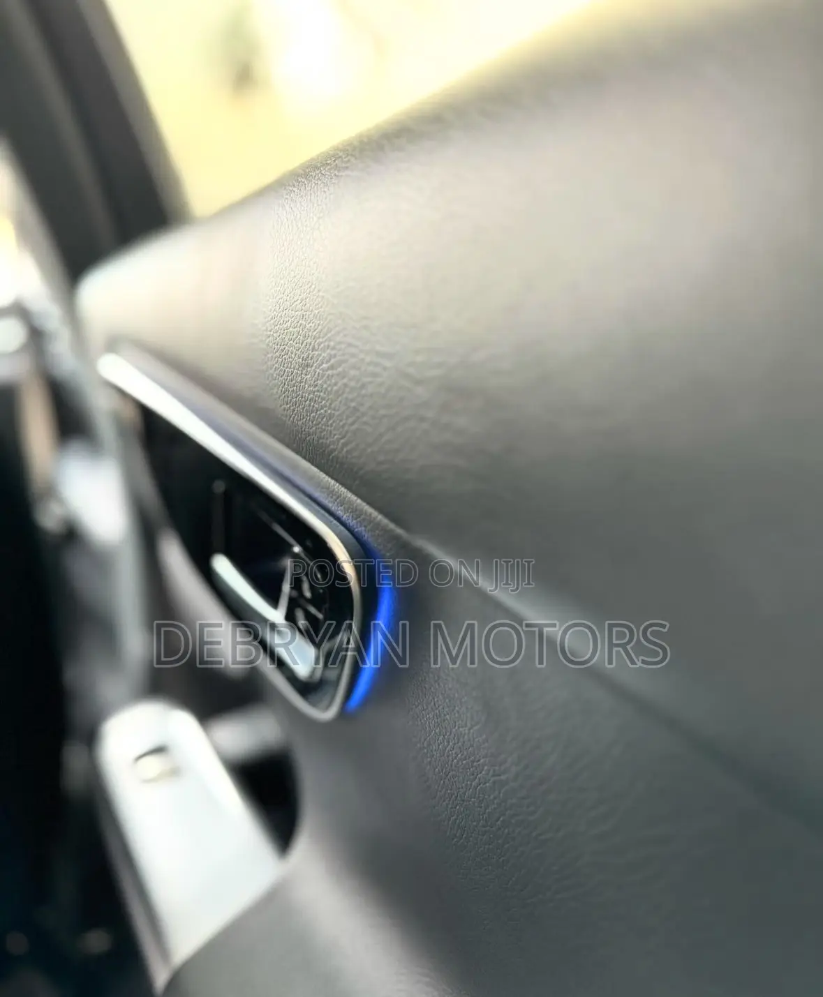 Mercedes-Benz C300 2023 Black