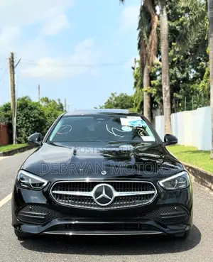 Mercedes-Benz C300 2023 Black